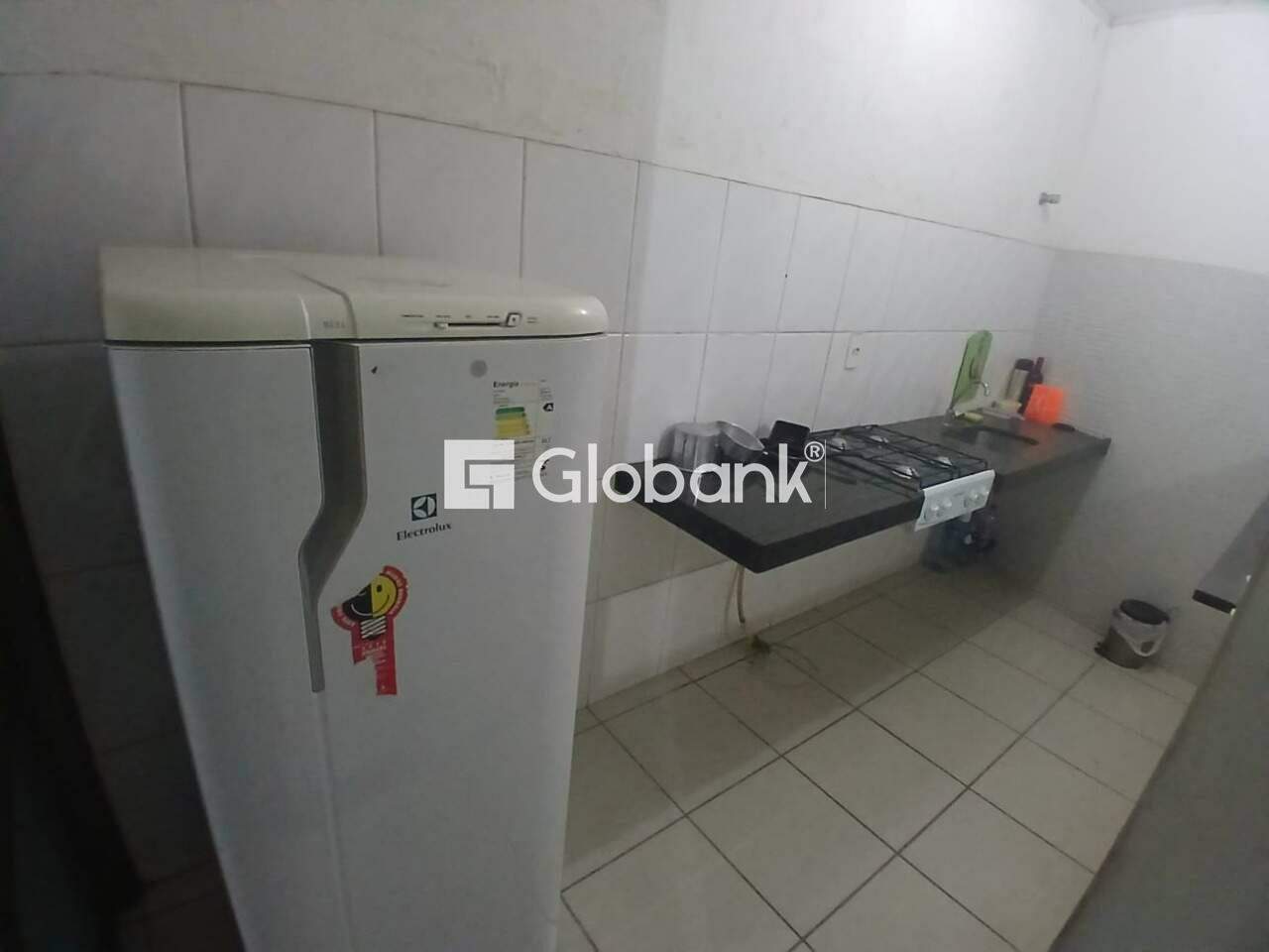 Flat 1 quarto para aluguel Jardim São Luiz 0m² Montes Claros MG: