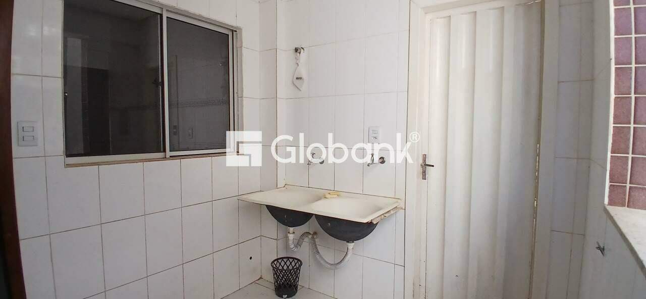 Cobertura 3 quartos à venda Augusta Mota 150m² Montes Claros MG: rea de servi o