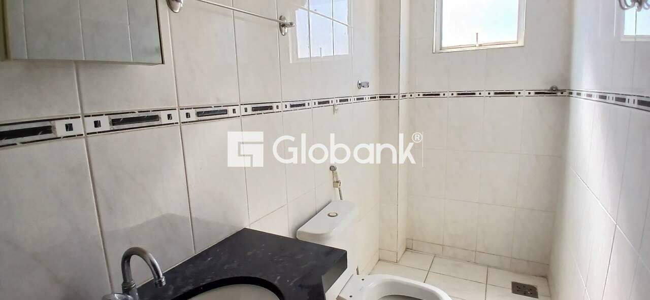 Cobertura 3 quartos à venda Augusta Mota 150m² Montes Claros MG: Banheiro suite 1