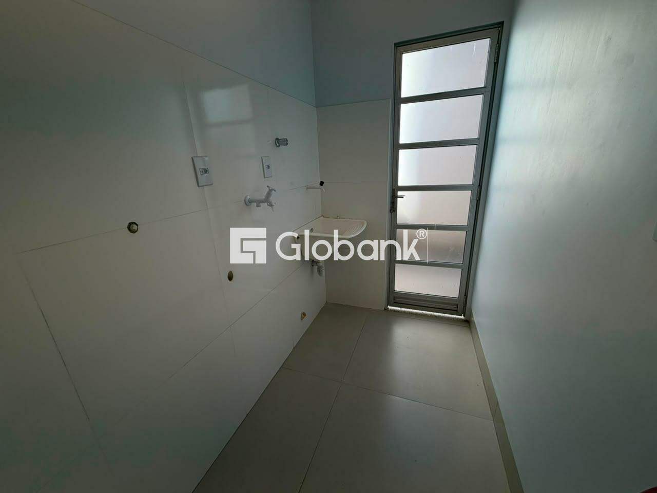Casa 2 quartos para aluguel Vila Oliveira 60m² Montes Claros MG: