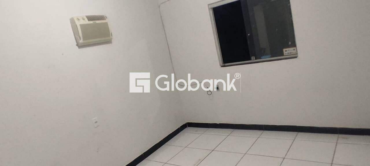 Casa 2 quartos à venda Maracanã 110m² Montes Claros MG: 