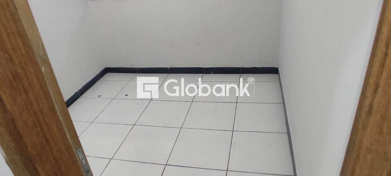 Casa 2 quartos à venda Maracanã 110m² Montes Claros MG: 