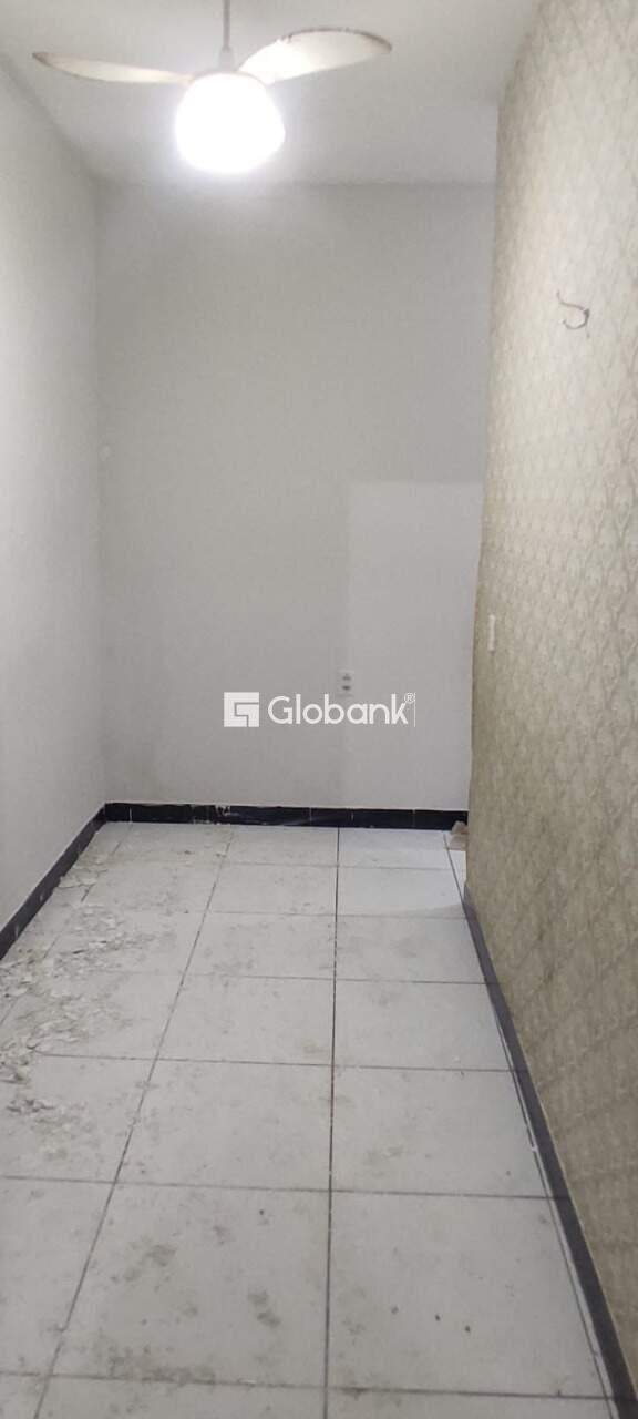 Casa 2 quartos à venda Maracanã 110m² Montes Claros MG: 