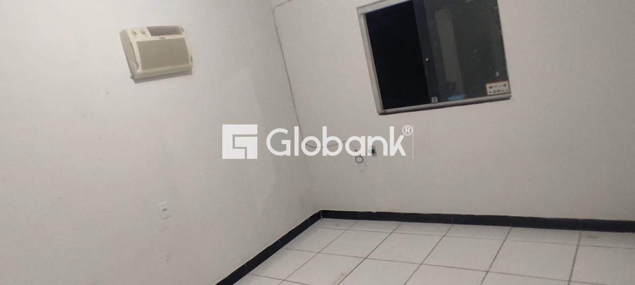 Casa 2 quartos à venda Maracanã 110m² Montes Claros MG: 