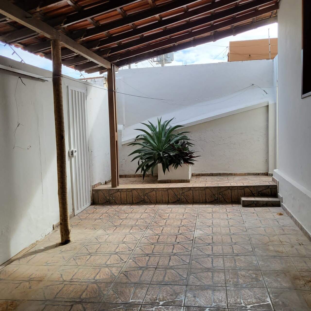 Casa 3 quartos à venda Morrinhos 116m² Montes Claros MG: 