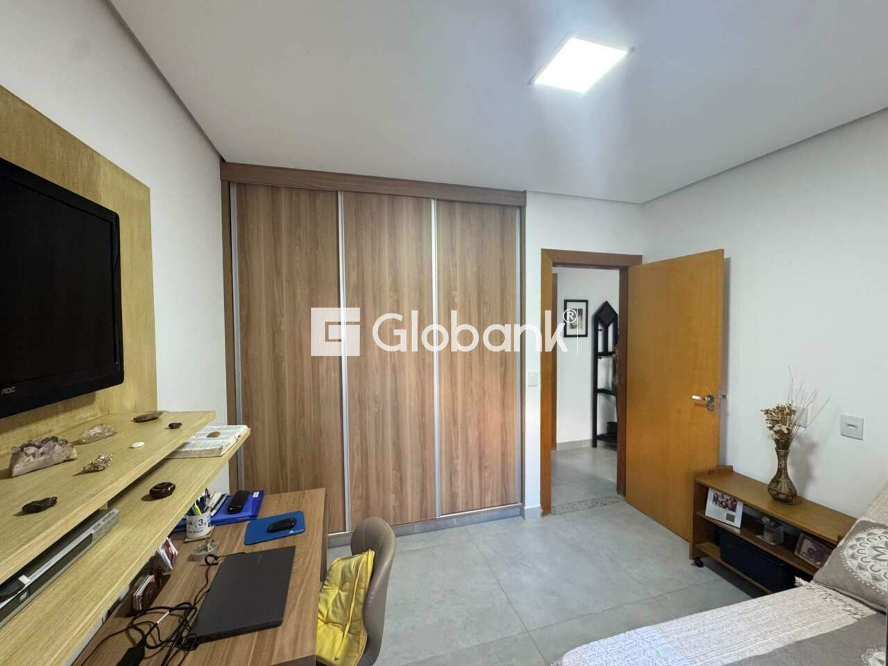 Casa 3 quartos à venda Loteamento Bosque das Palmeiras 90m² Montes Claros MG: 