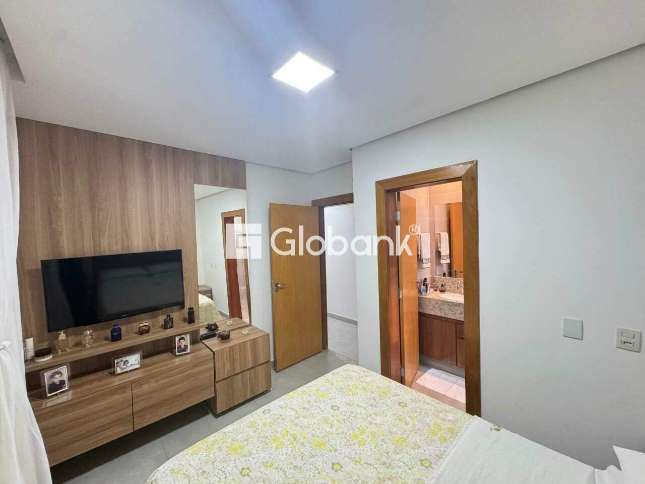 Casa 3 quartos à venda Loteamento Bosque das Palmeiras 90m² Montes Claros MG: 