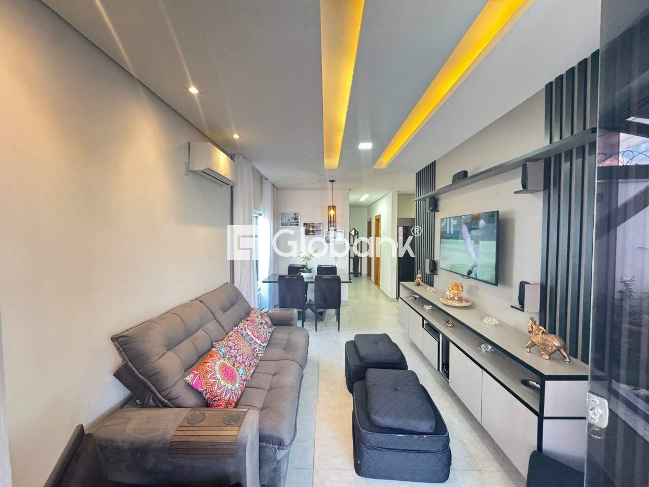 Casa 3 quartos à venda Loteamento Bosque das Palmeiras 90m² Montes Claros MG: Sala de Tv