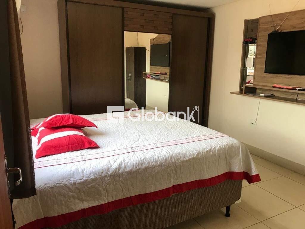 Casa 3 quartos à venda Vila Campos 235,2m² Montes Claros MG: DORMT RIO 01