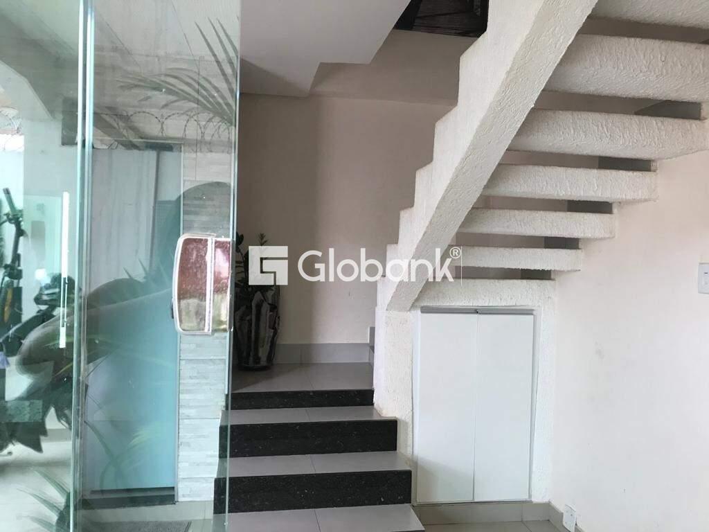 Casa 3 quartos à venda Vila Campos 235,2m² Montes Claros MG: 