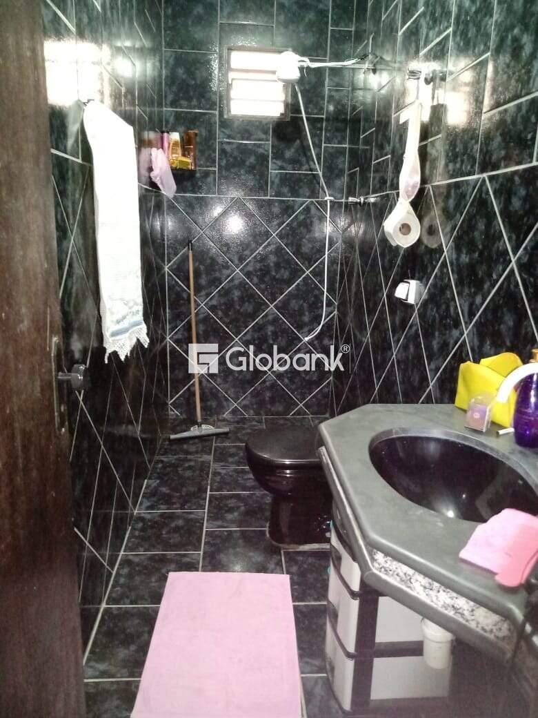 Casa 3 quartos à venda Vila Campos 235,2m² Montes Claros MG: 