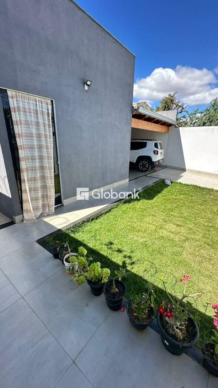 Casa 3 quartos à venda Alcides Rabelo 150m² Montes Claros MG: 