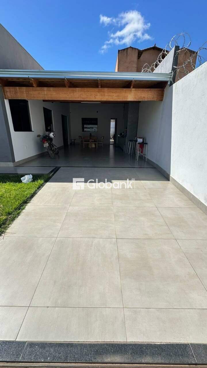 Casa 3 quartos à venda Alcides Rabelo 150m² Montes Claros MG: 