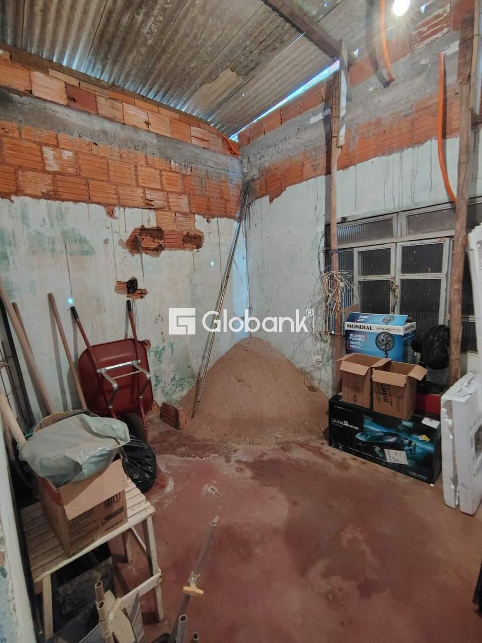 Casa 3 quartos à venda Vila Áurea 0m² Montes Claros MG: 