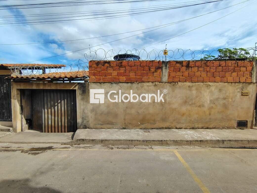 Casa 3 quartos à venda Vila Áurea 0m² Montes Claros MG: 