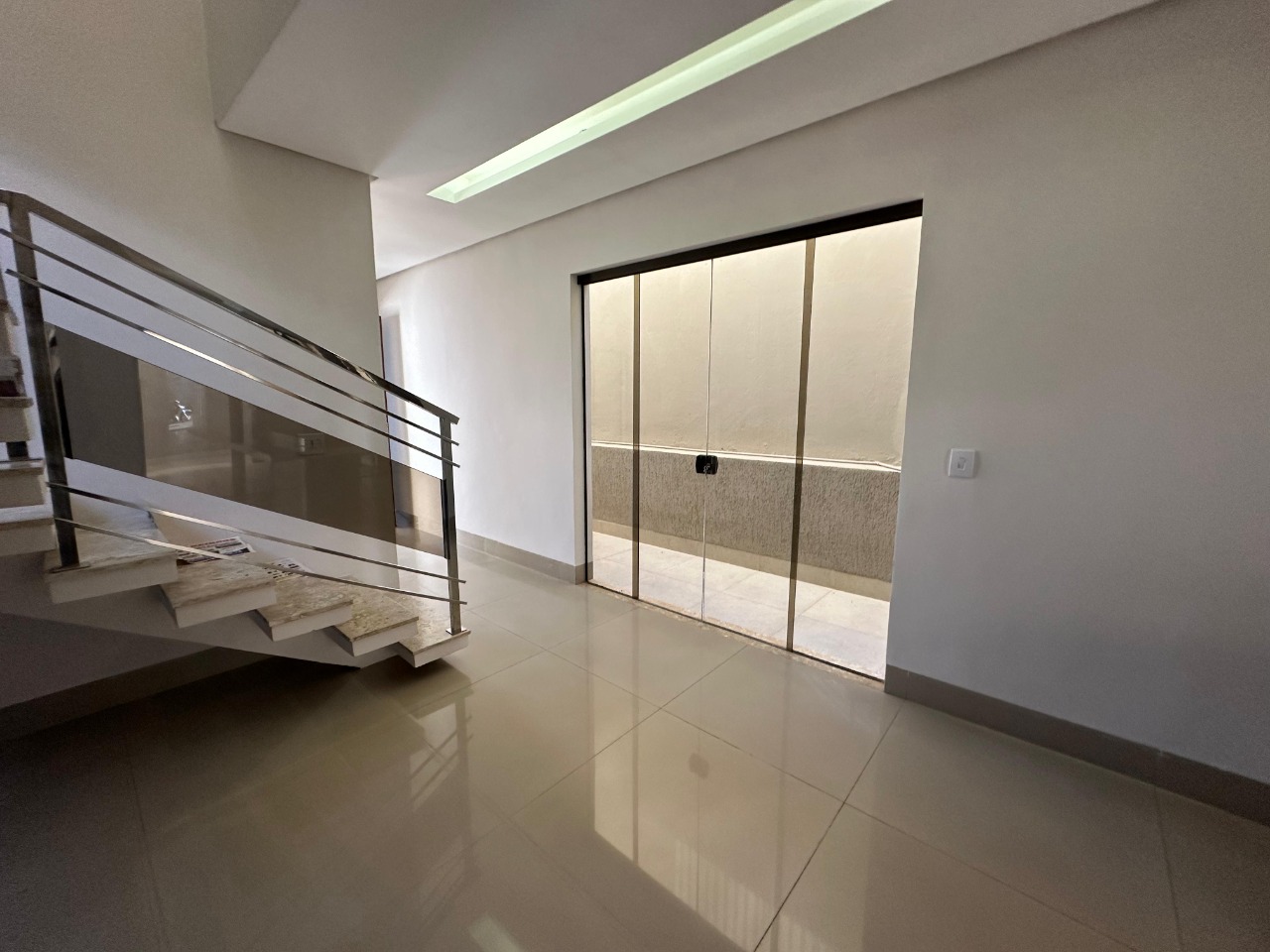 Casa 4 quartos para aluguel Belvedere 200m² Montes Claros MG: Sala1