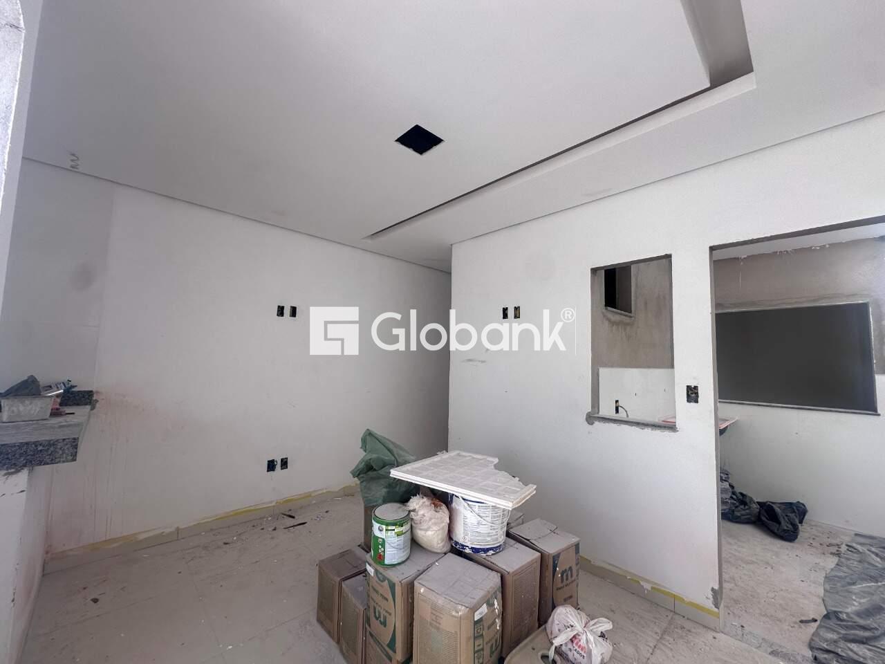 Casa 2 quartos à venda Jardim Olímpico 45m² Montes Claros MG: 