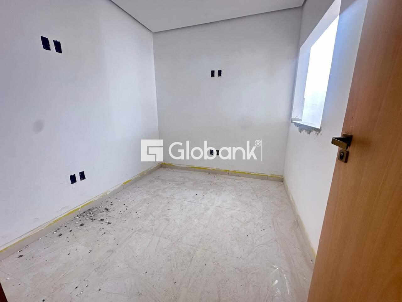 Casa 2 quartos à venda Jardim Olímpico 45m² Montes Claros MG: 