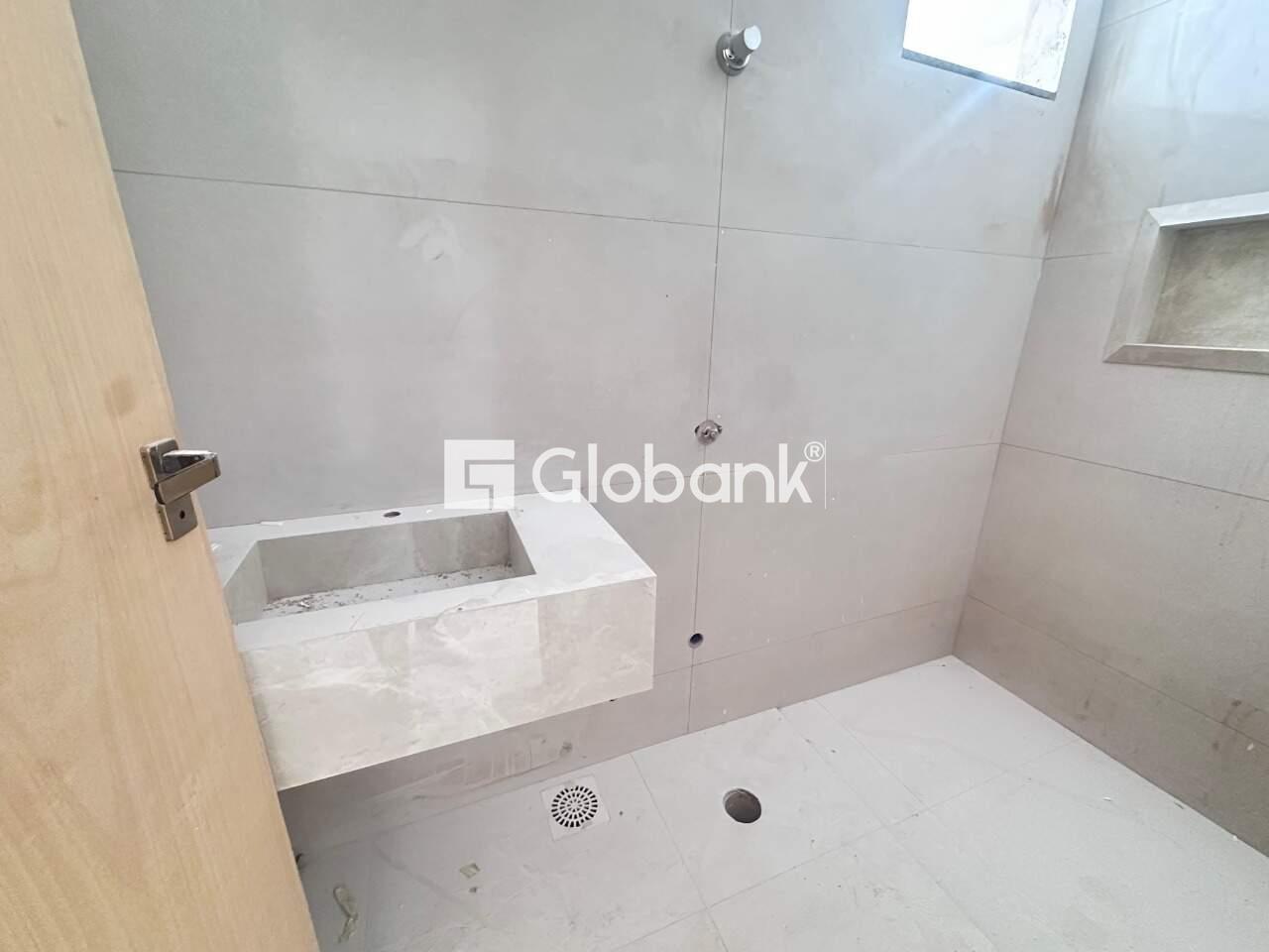 Casa 2 quartos à venda Jardim Olímpico 45m² Montes Claros MG: 