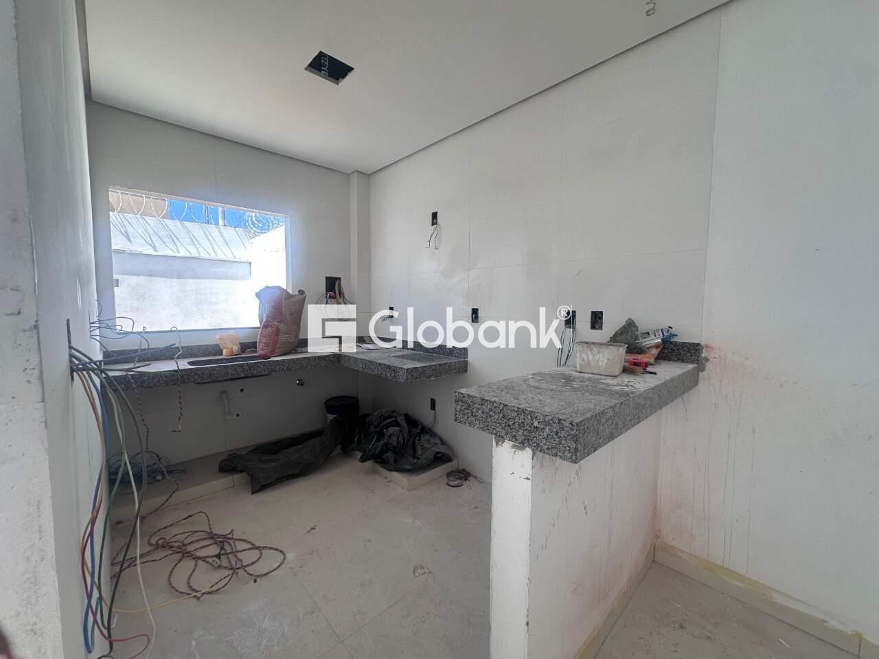 Casa 2 quartos à venda Jardim Olímpico 45m² Montes Claros MG: 