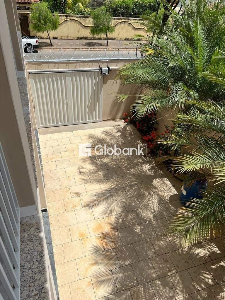 Casa 5 quartos à venda Augusta Mota 240m² Montes Claros MG: 