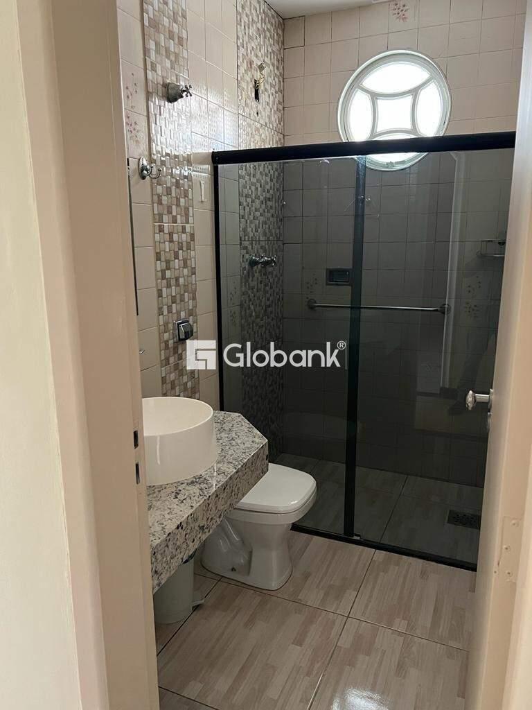 Casa 5 quartos à venda Augusta Mota 240m² Montes Claros MG: 