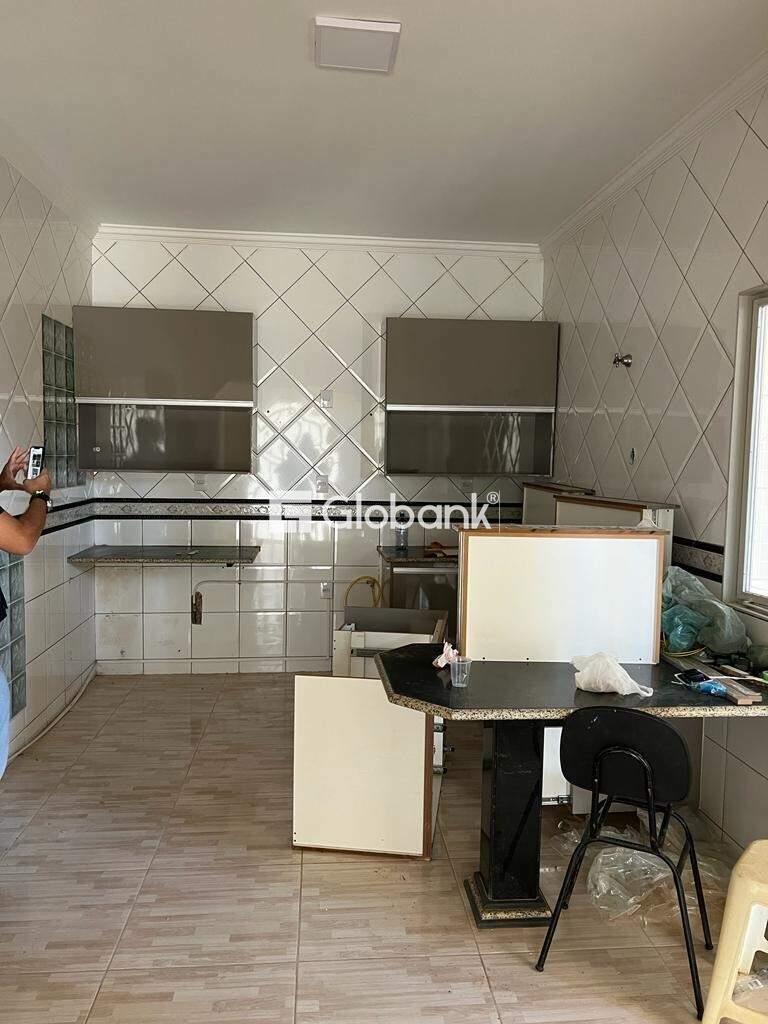 Casa 5 quartos à venda Augusta Mota 240m² Montes Claros MG: 