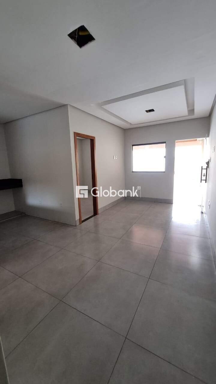 Casa 3 quartos à venda Jardim Olímpico 76,5m² Montes Claros MG: 