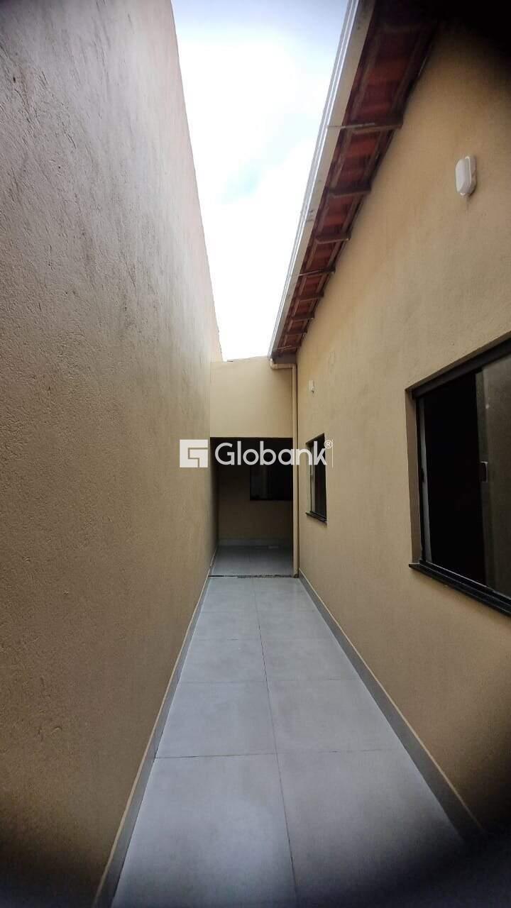 Casa 3 quartos à venda Jardim Olímpico 76,5m² Montes Claros MG: 