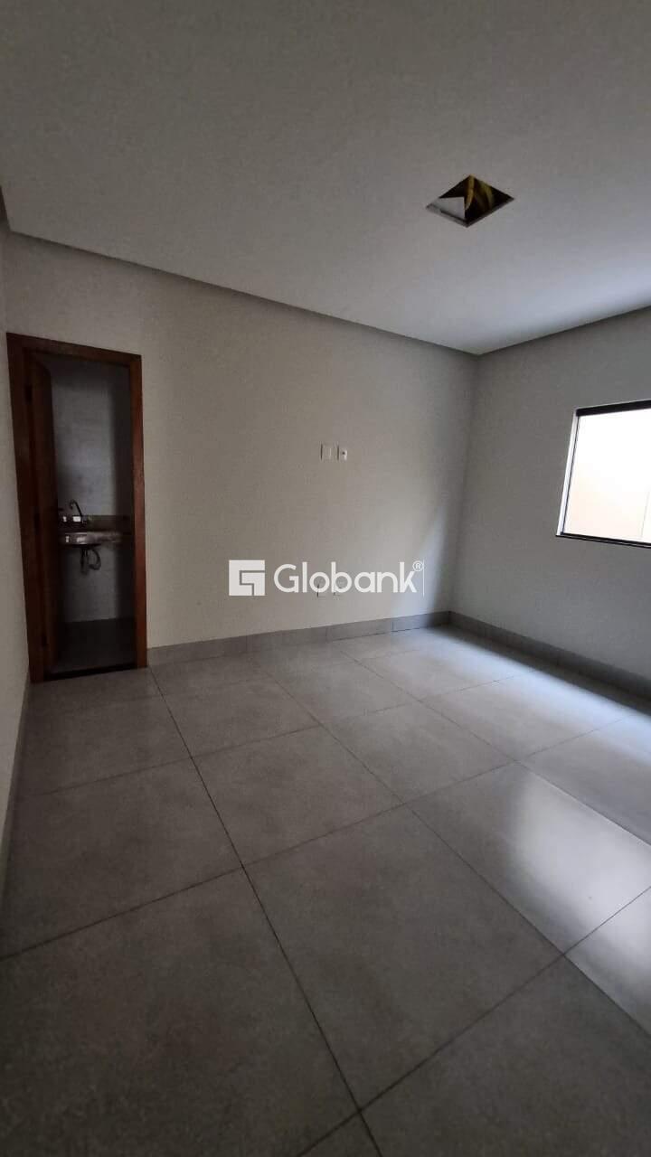 Casa 3 quartos à venda Jardim Olímpico 76,5m² Montes Claros MG: 