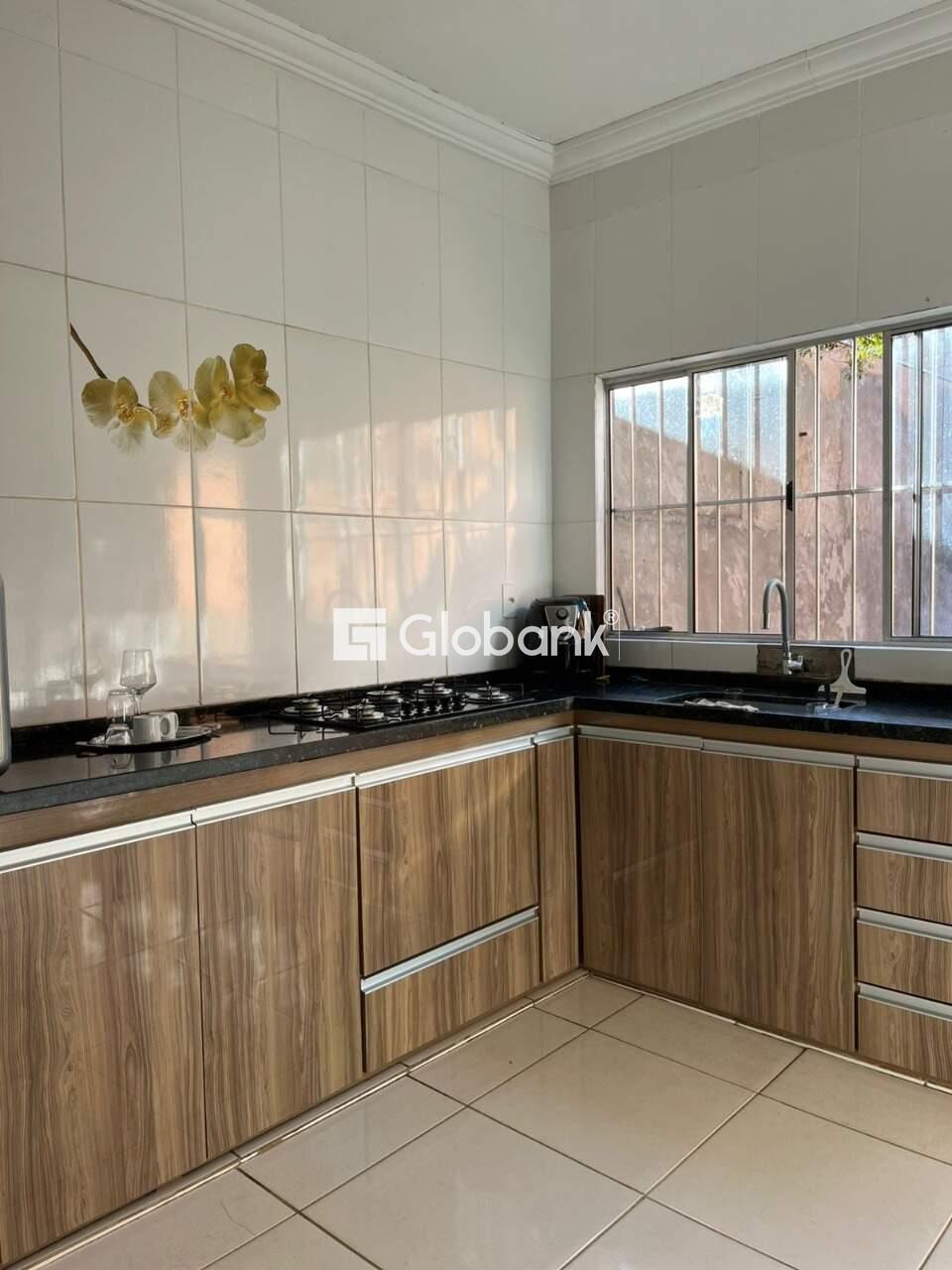 Casa 3 quartos à venda Maracanã 180m² Montes Claros MG: 