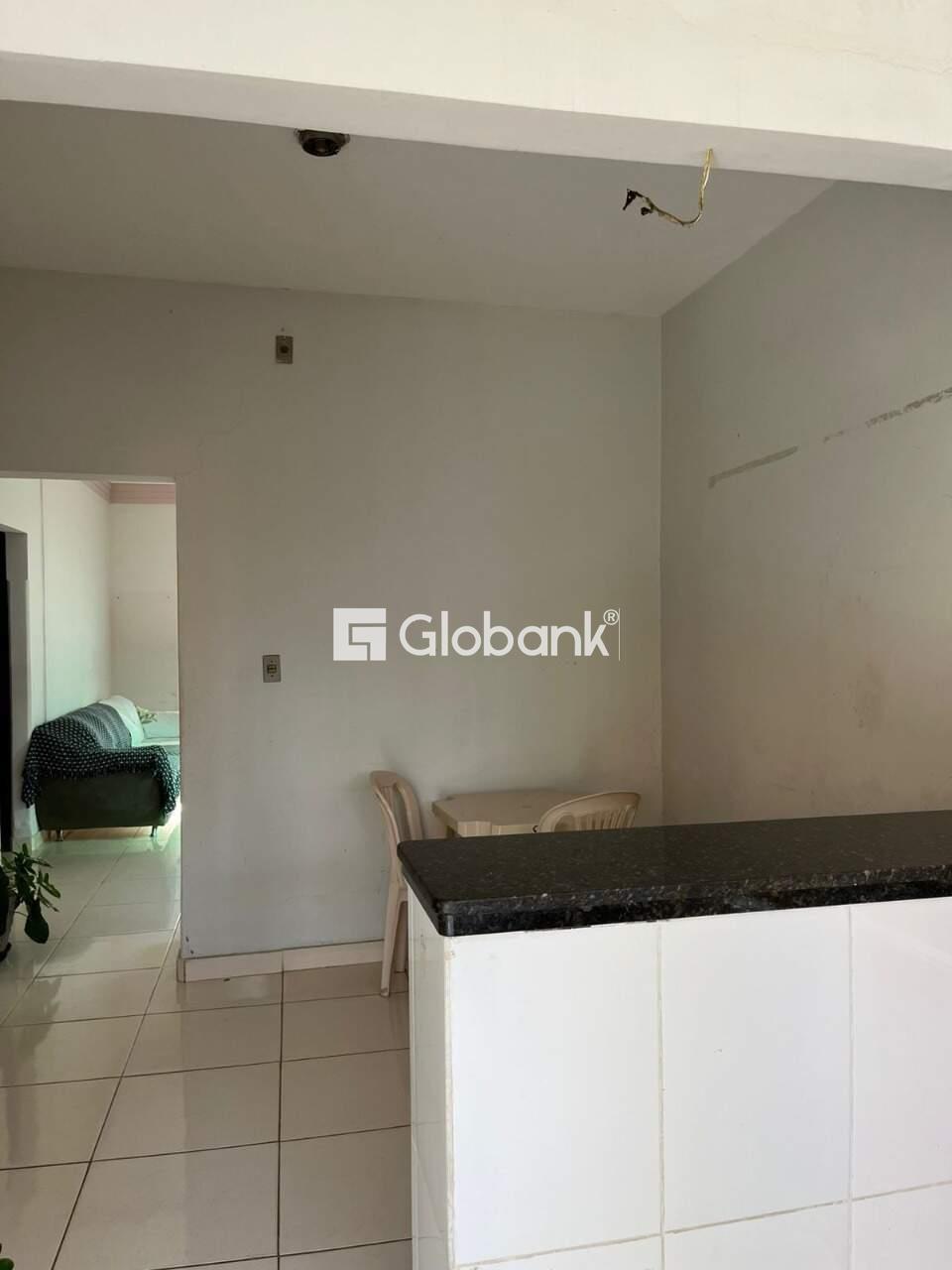 Casa 3 quartos à venda Maracanã 180m² Montes Claros MG: 