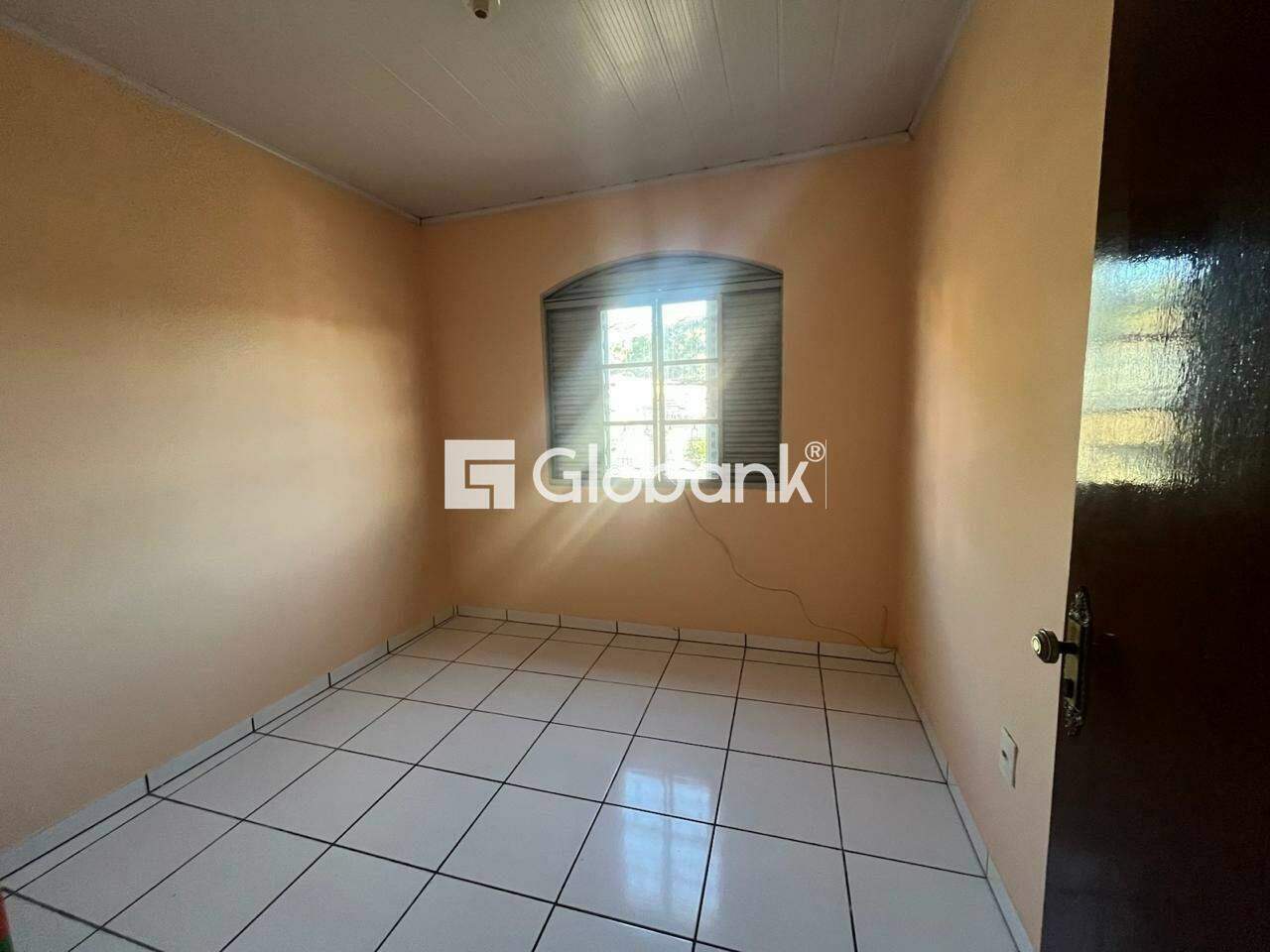 Casa 6 quartos à venda Cintra 250m² Montes Claros MG: DORMIT RIO 01 APARTAMENTO 02