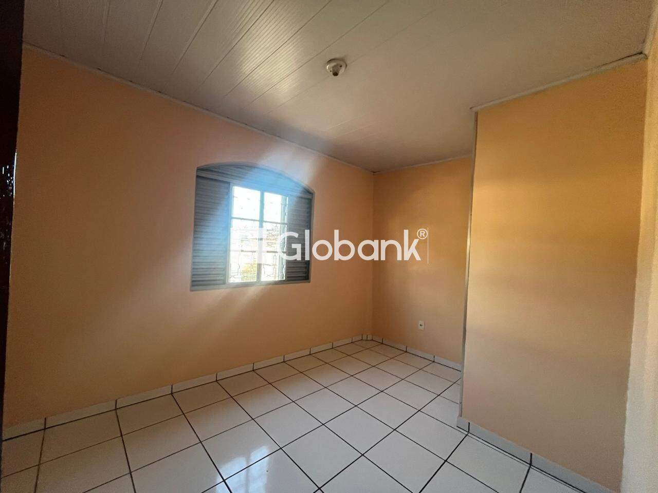 Casa 6 quartos à venda Cintra 250m² Montes Claros MG: DORMIT RIO 02 APARTAMNETO 02