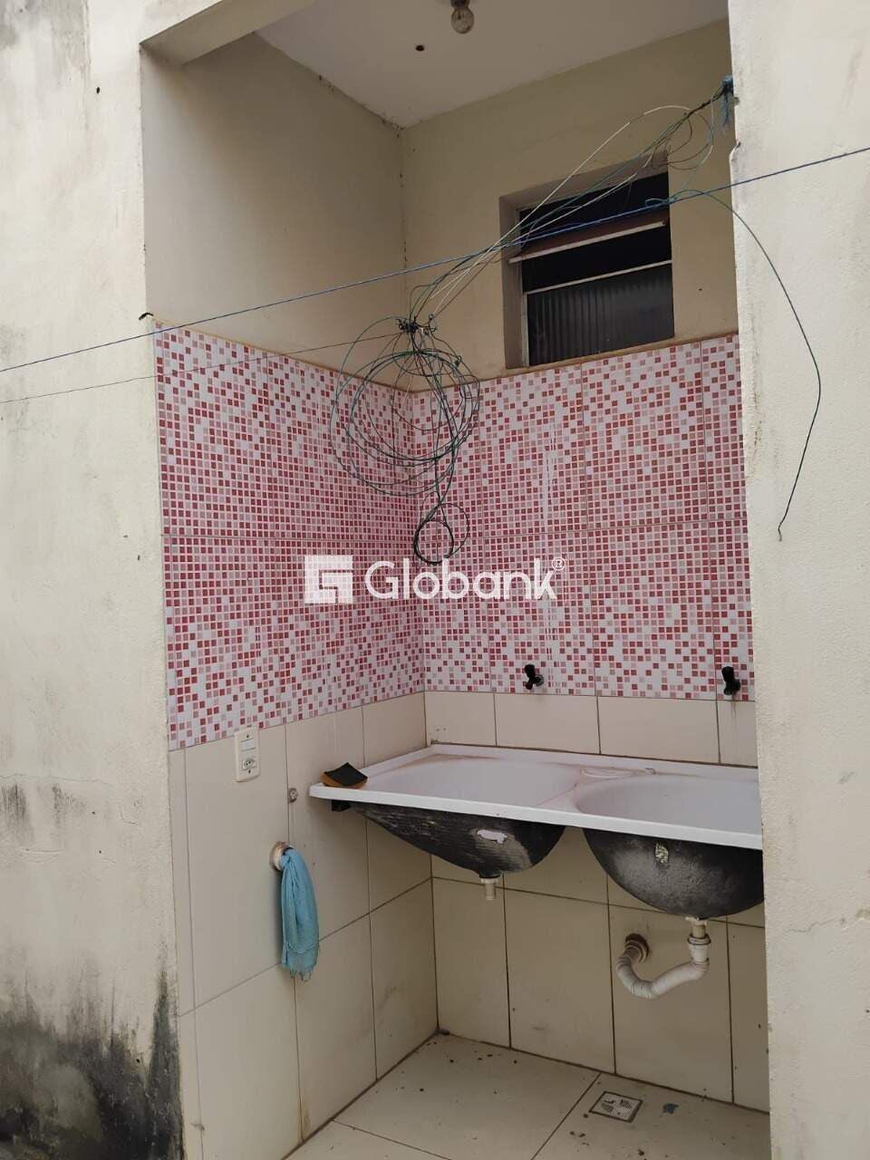 Casa 2 quartos à venda Nova Suiça 126m² Montes Claros MG: 