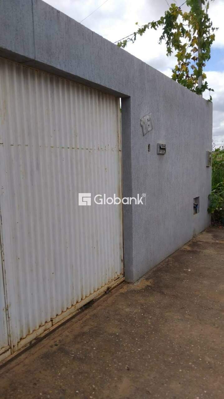 Casa 2 quartos à venda Nova Suiça 126m² Montes Claros MG: 