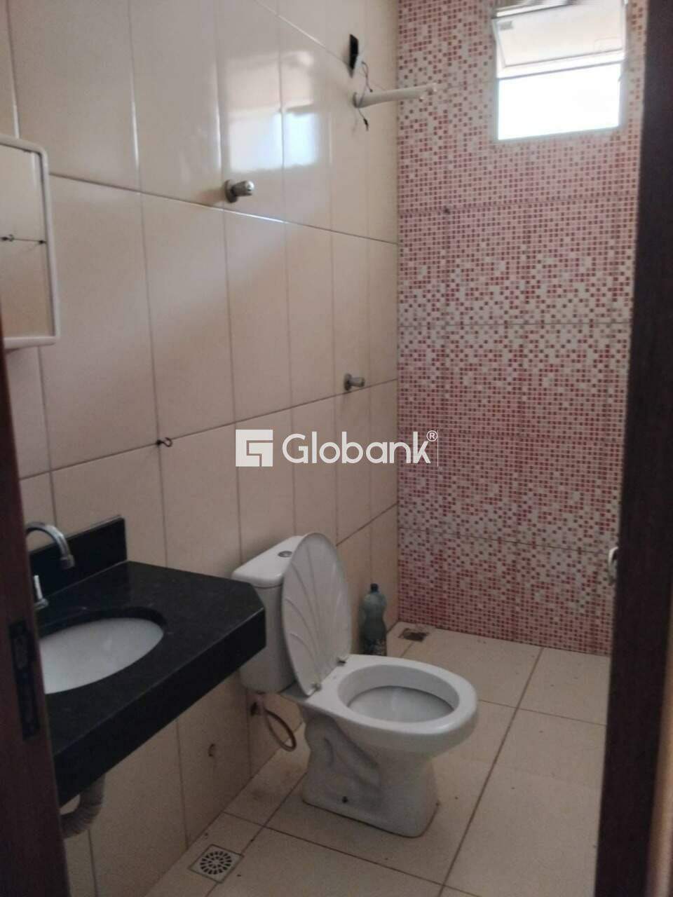 Casa 2 quartos à venda Nova Suiça 126m² Montes Claros MG: 