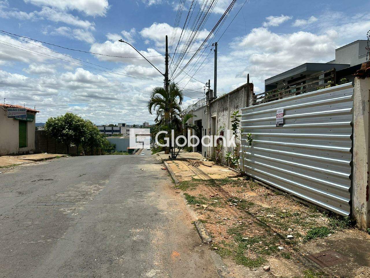 Terreno à venda Vila Brasília 300m² Montes Claros MG: 