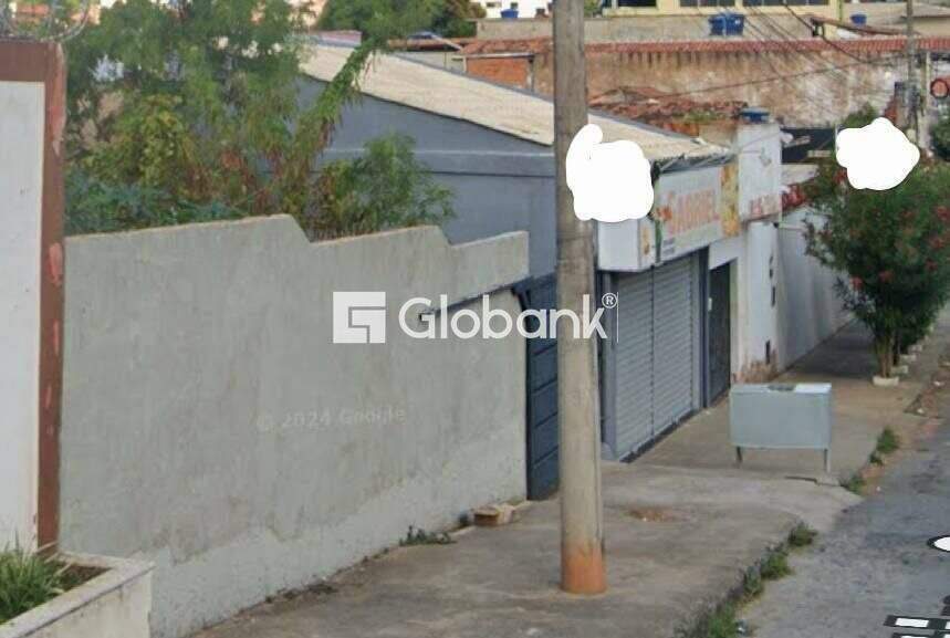Terreno à venda Vila Sumaré 0m² Montes Claros MG: 