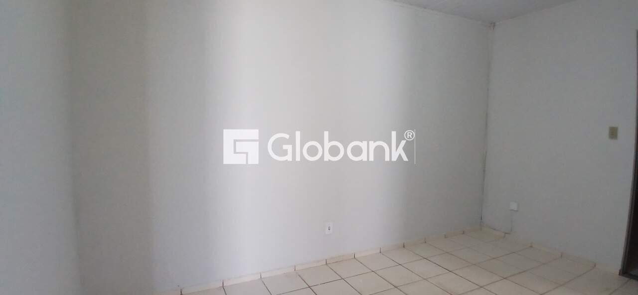 Casa 3 quartos à venda Loteamento Recanto das Águas 55m² Montes Claros MG: Sala 2