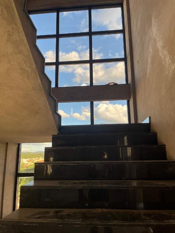 Prédio para aluguel Maracanã 1.152m² Montes Claros MG: Primeiro piso