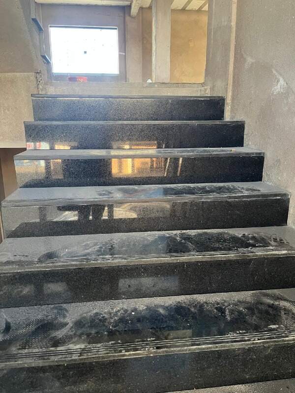 Prédio para aluguel Maracanã 1.152m² Montes Claros MG: Escadaria