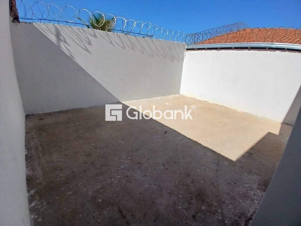 Casa 3 quartos à venda Santo Inácio 83m² Montes Claros MG: 