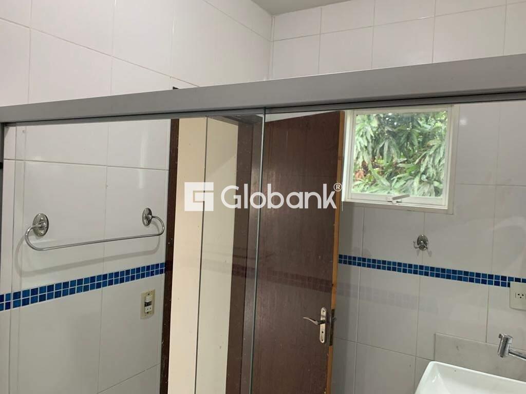 Casa 4 quartos à venda Vila Exposição 200m² Montes Claros MG: 