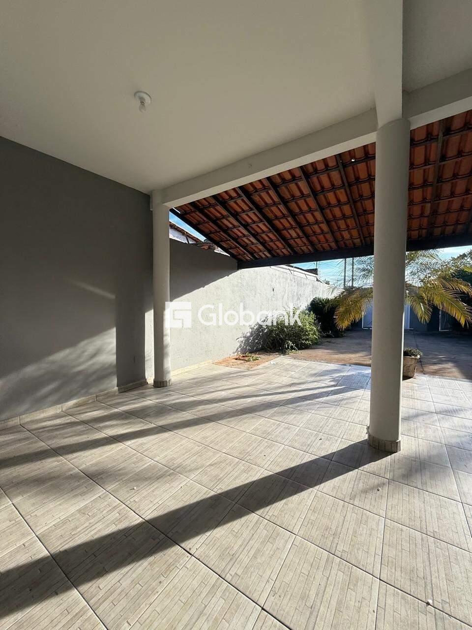 Casa 4 quartos à venda Vila Exposição 200m² Montes Claros MG: 