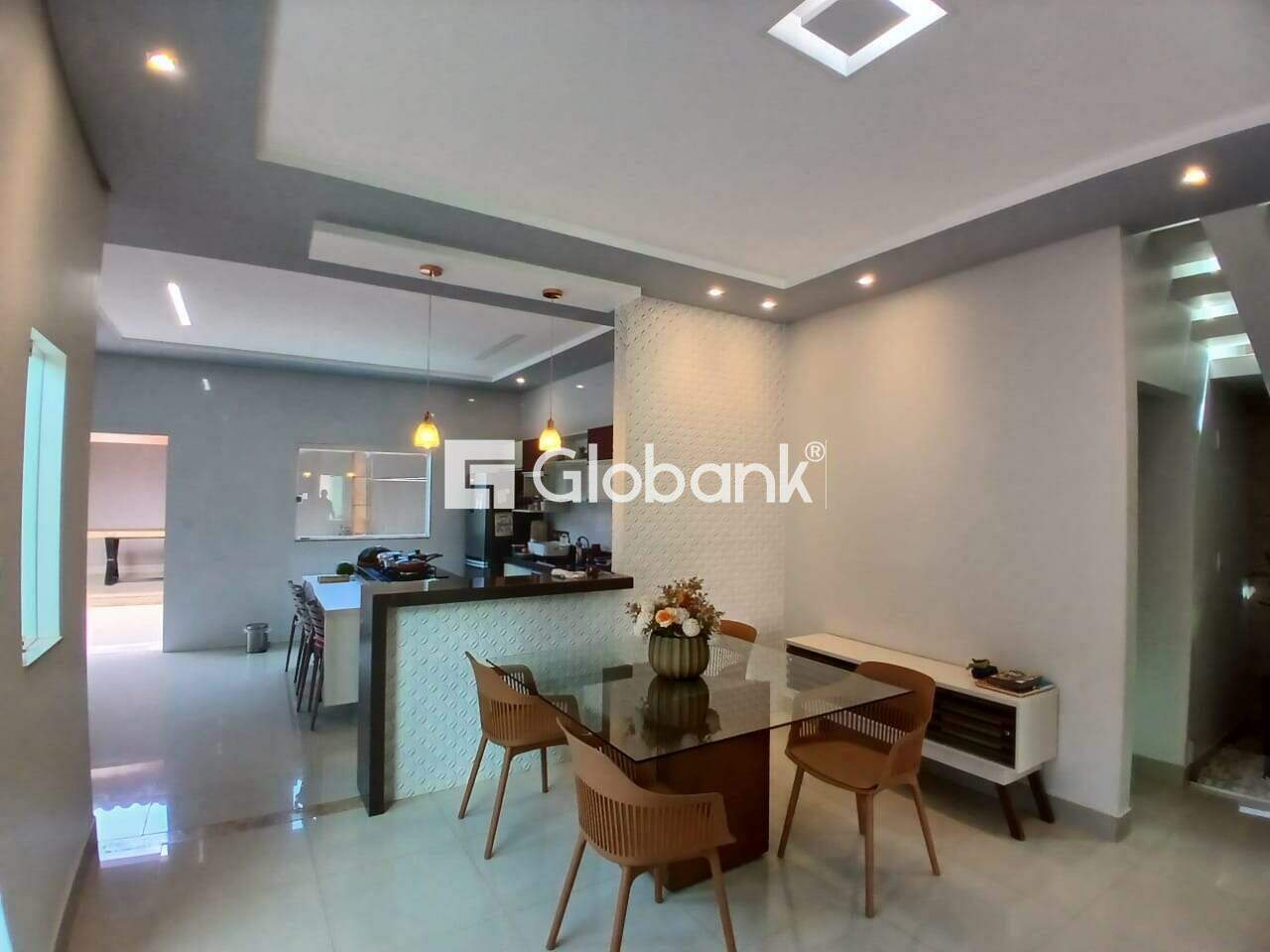 Casa 3 quartos à venda Doutor João Alves 270m² Montes Claros MG: