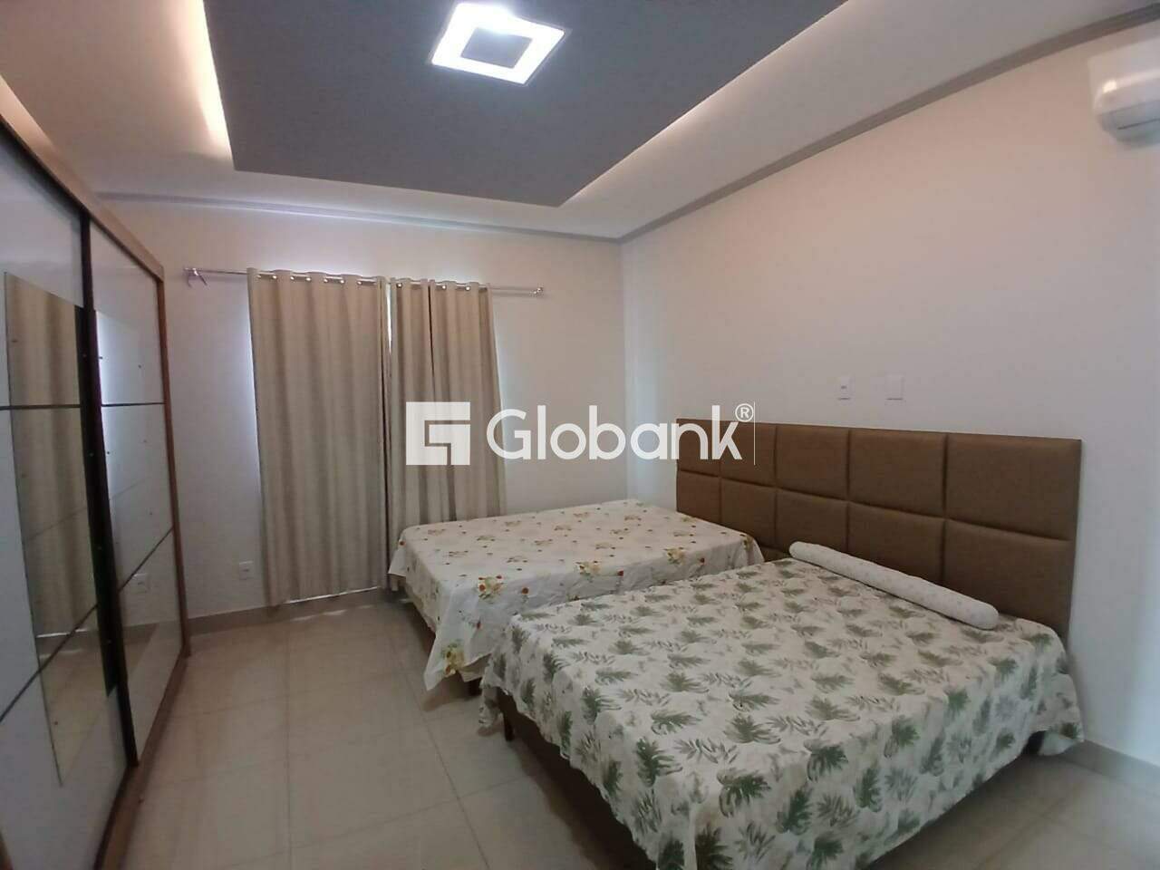 Casa 3 quartos à venda Doutor João Alves 270m² Montes Claros MG: Quarto 2