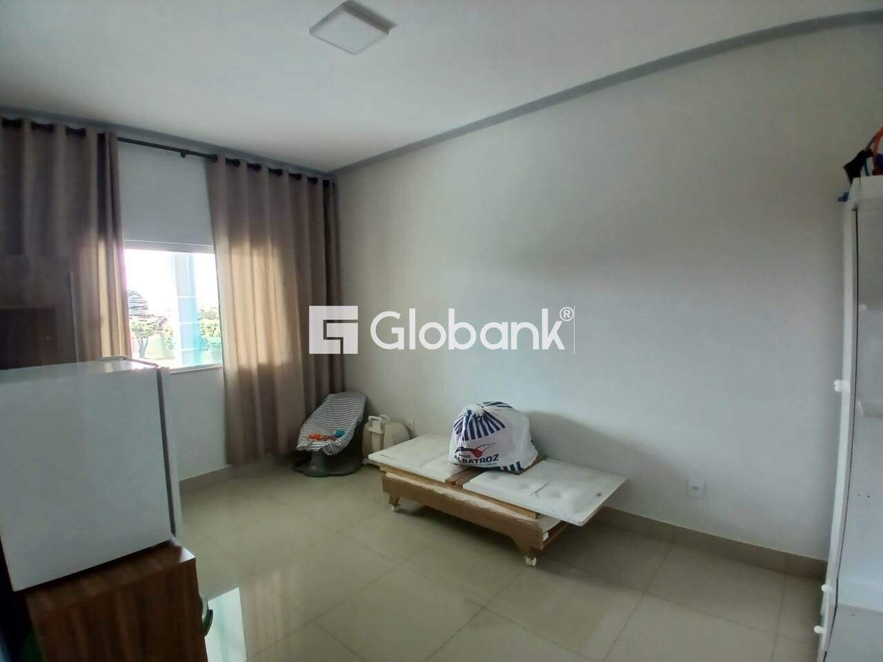 Casa 3 quartos à venda Doutor João Alves 270m² Montes Claros MG: