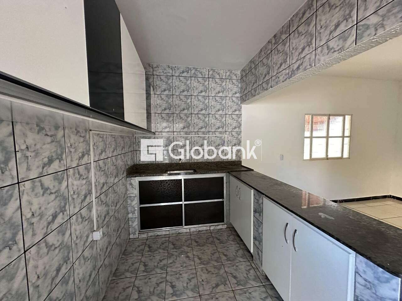Casa 3 quartos para aluguel Jardim Primavera 120m² Montes Claros MG: Cozinha