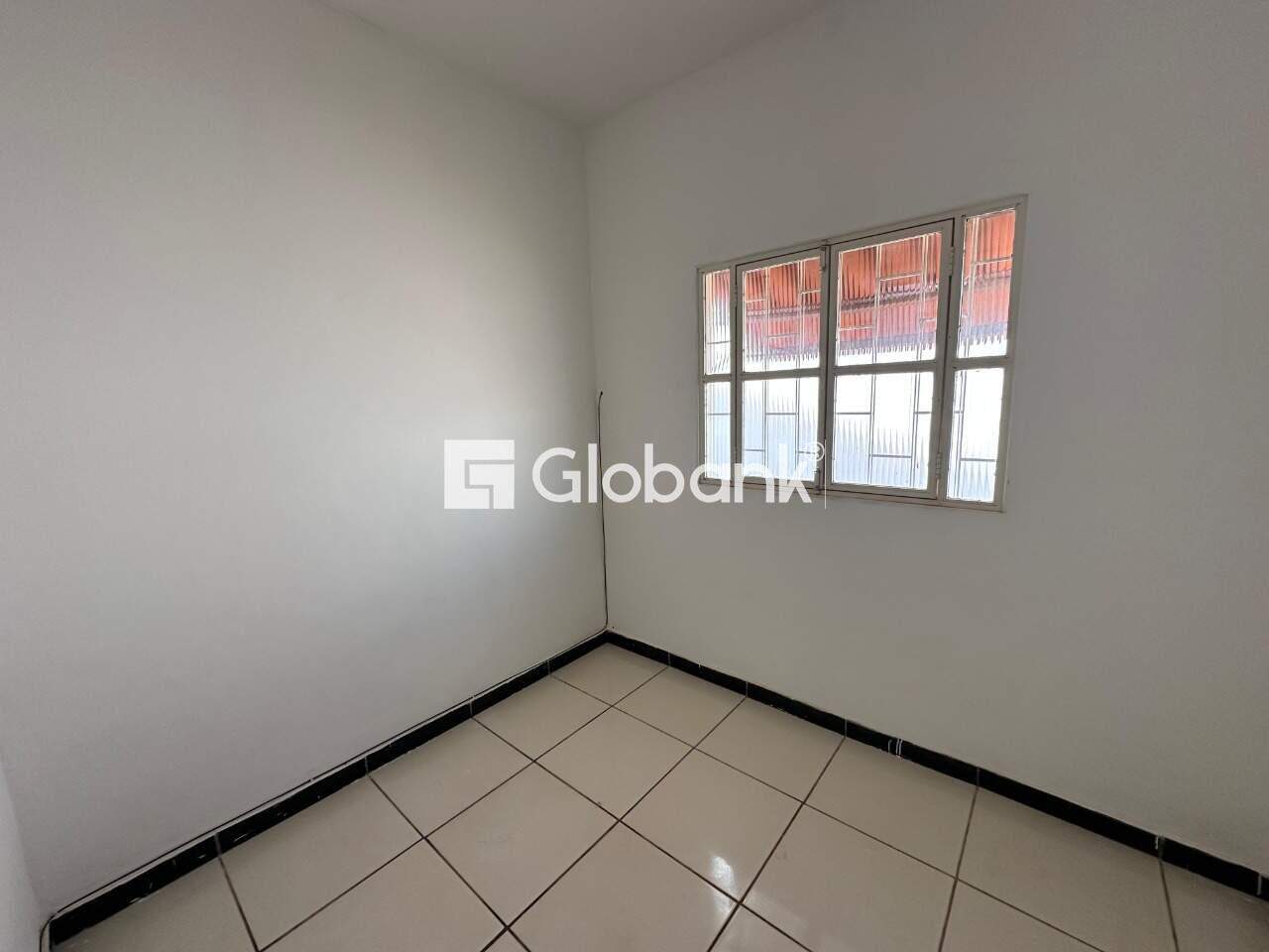 Casa 3 quartos para aluguel Jardim Primavera 120m² Montes Claros MG: Quarto2